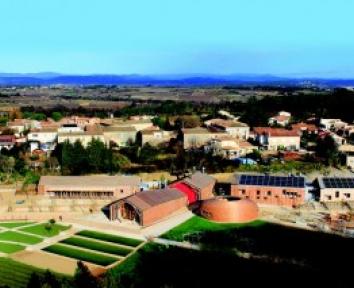 Du vin, du bois, de la terre et des pierres, en pays de Lunel