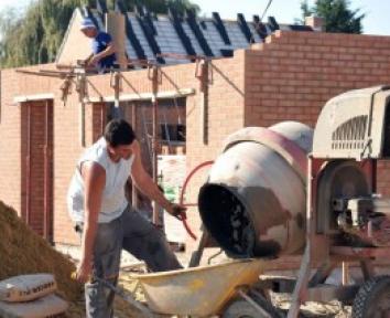 Travail détaché: un promoteur condamné, une première en France