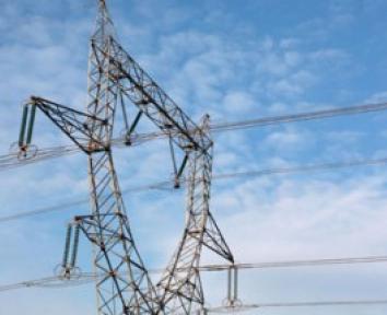 Prudence sur l’urbanisme à proximité des lignes électriques haute tension