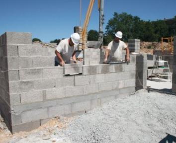 Les mises en chantier en légère hausse de juin à août 2013