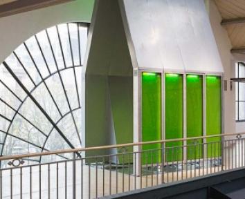 En attendant la façade à micro-algues grandeur nature, un prototype s’expose à Paris