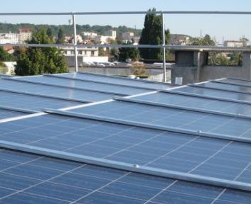 La Cour des comptes prône l’abandon du soutien au photovoltaïque intégré au bâti