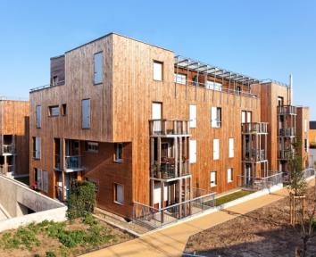 Triptyque bois béton métal pour logements sociaux